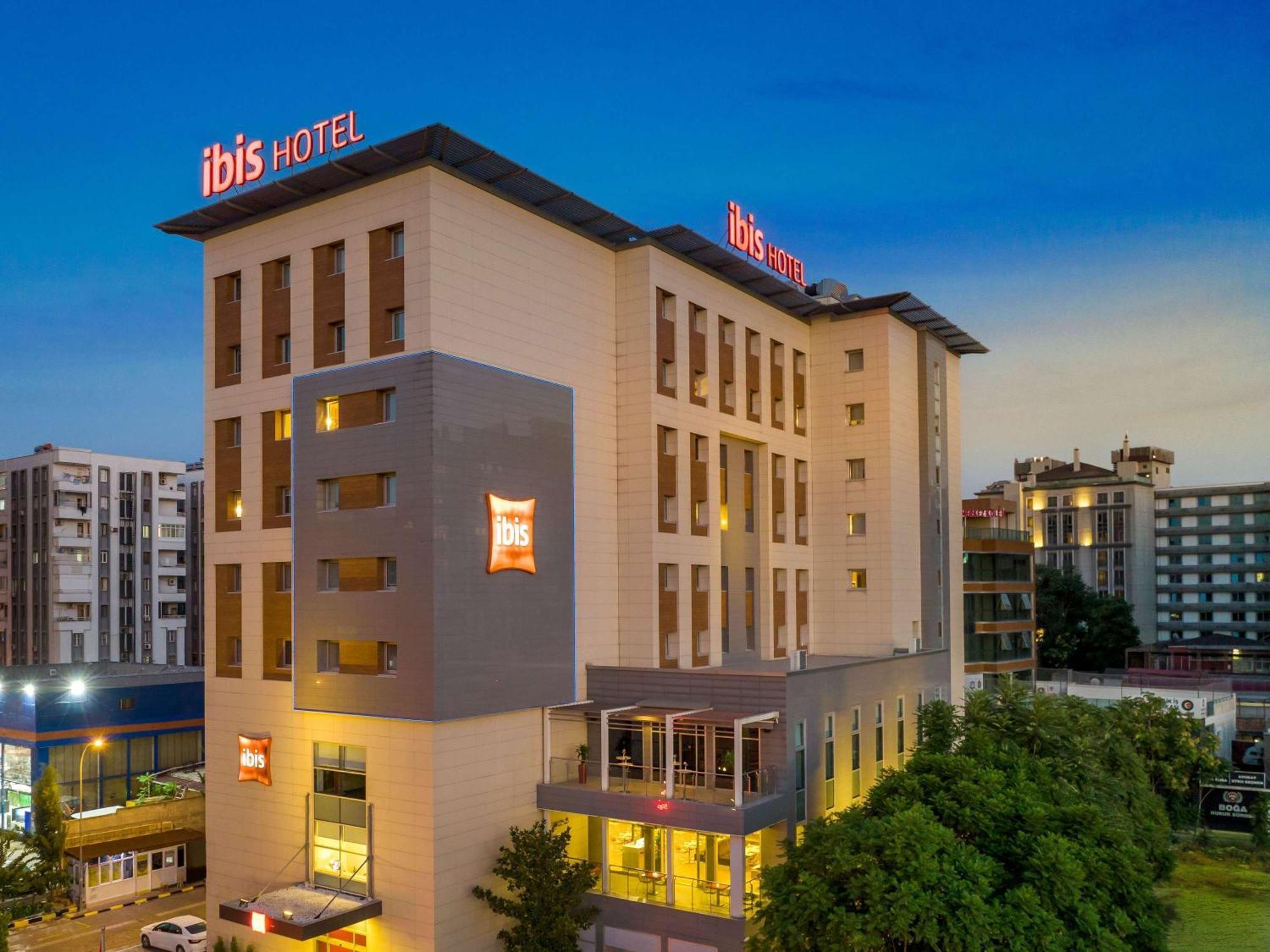 Hotel Ibis Adana Extérieur photo